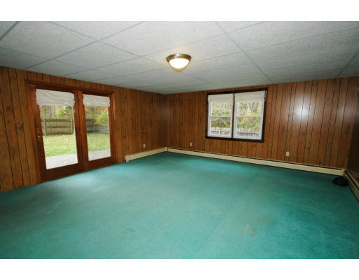 81 Brooks Street Maynard, MA 01754 - Photo 6 of 11 Gallery Image 6