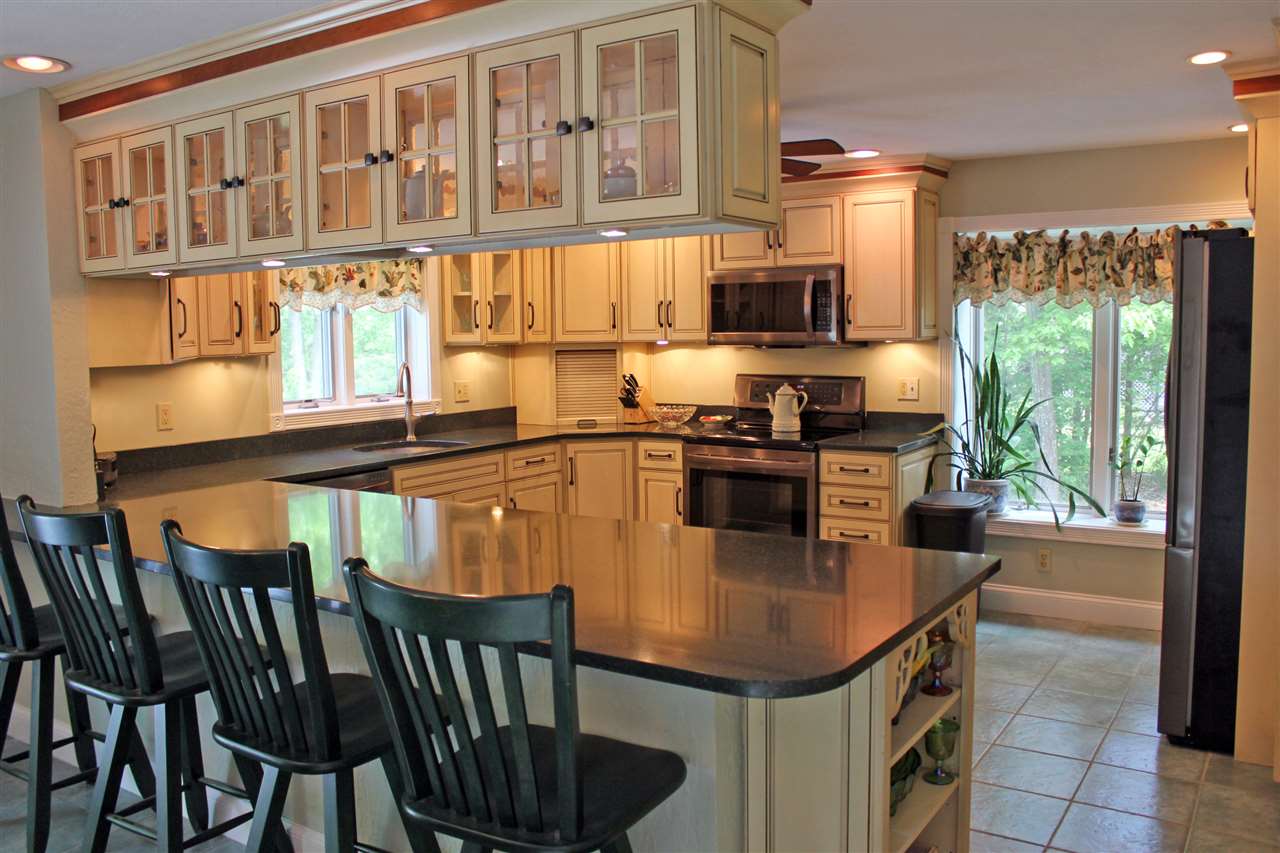 161 Harper Ridge Road Hampstead, NH 03826 - Photo 4 of 39 Gallery Image 4