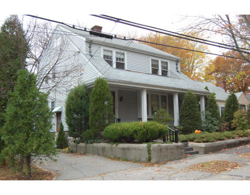 156 Ferncroft Road Milton, MA 02186 - Photo 2 of 17 Gallery Image 2