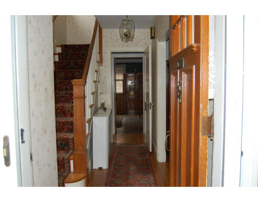 156 Ferncroft Road Milton, MA 02186 - Photo 4 of 17 Gallery Image 4