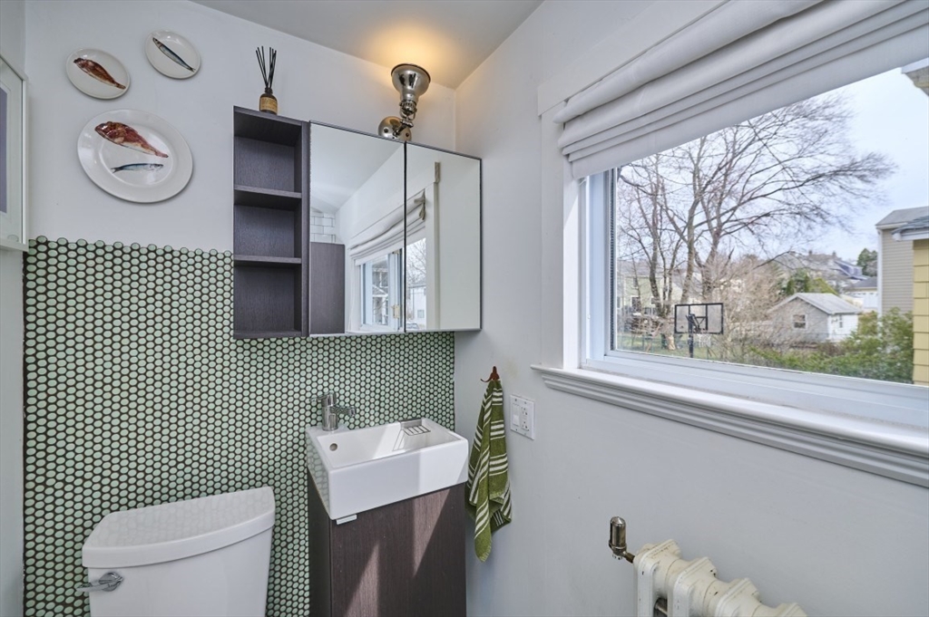 87 Bonad Road Brookline, MA 02467 - Photo 15 of 27