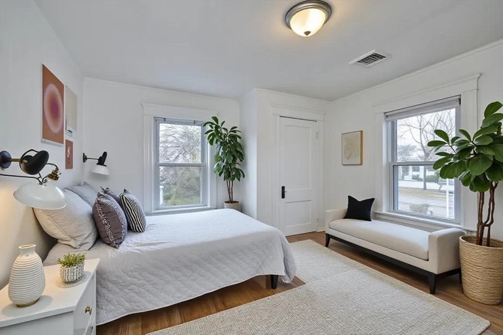 87 Bonad Road Brookline, MA 02467 - Photo 16 of 27