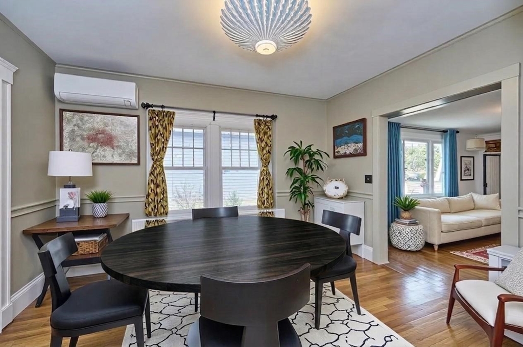 87 Bonad Road Brookline, MA 02467 - Photo 5 of 27