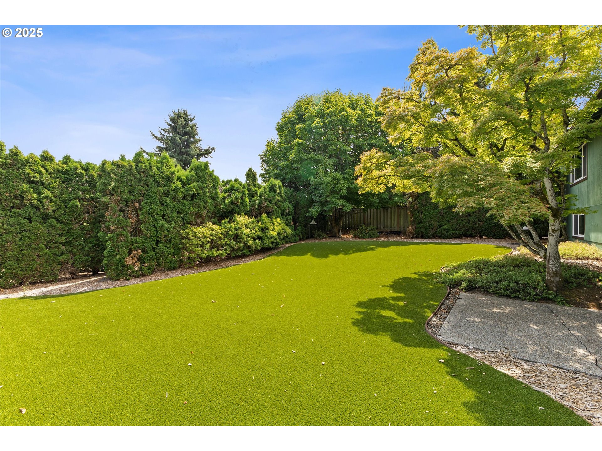 10340 Southwest 41st Avenue Portland, OR 97219 - Photo 30 of 33