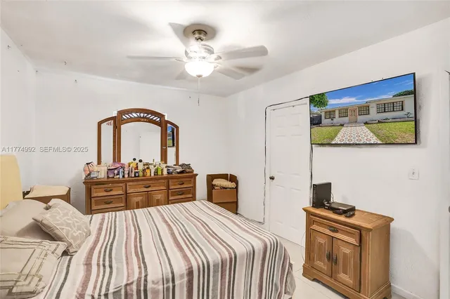 $625,000 | Golden Glades, Miami, FL 33162