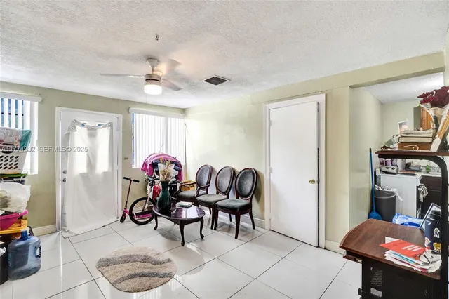$625,000 | Golden Glades, Miami, FL 33162