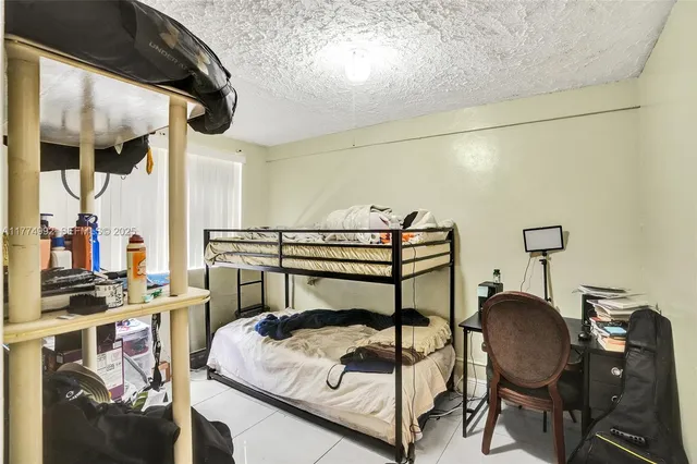 $625,000 | Golden Glades, Miami, FL 33162