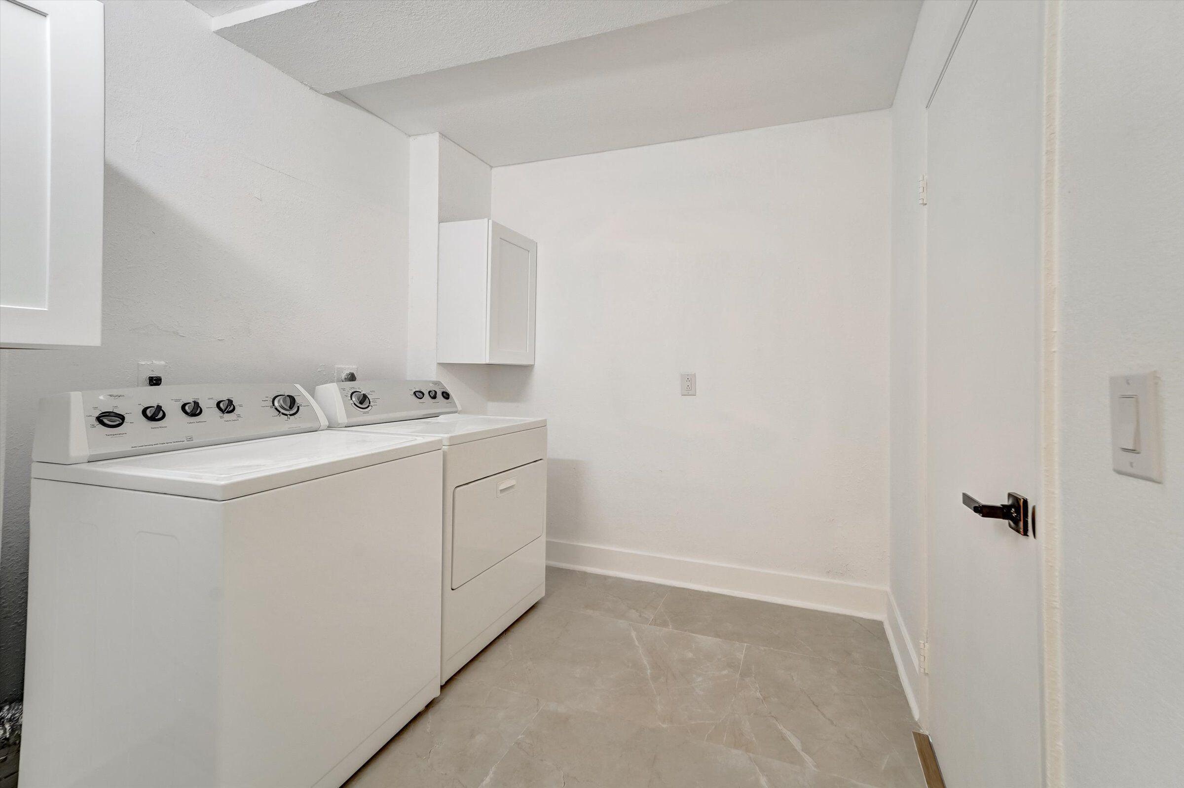 6181 Balboa Circle, Unit 303 Boca Raton, FL 33433 - Photo 13 of 21 35
