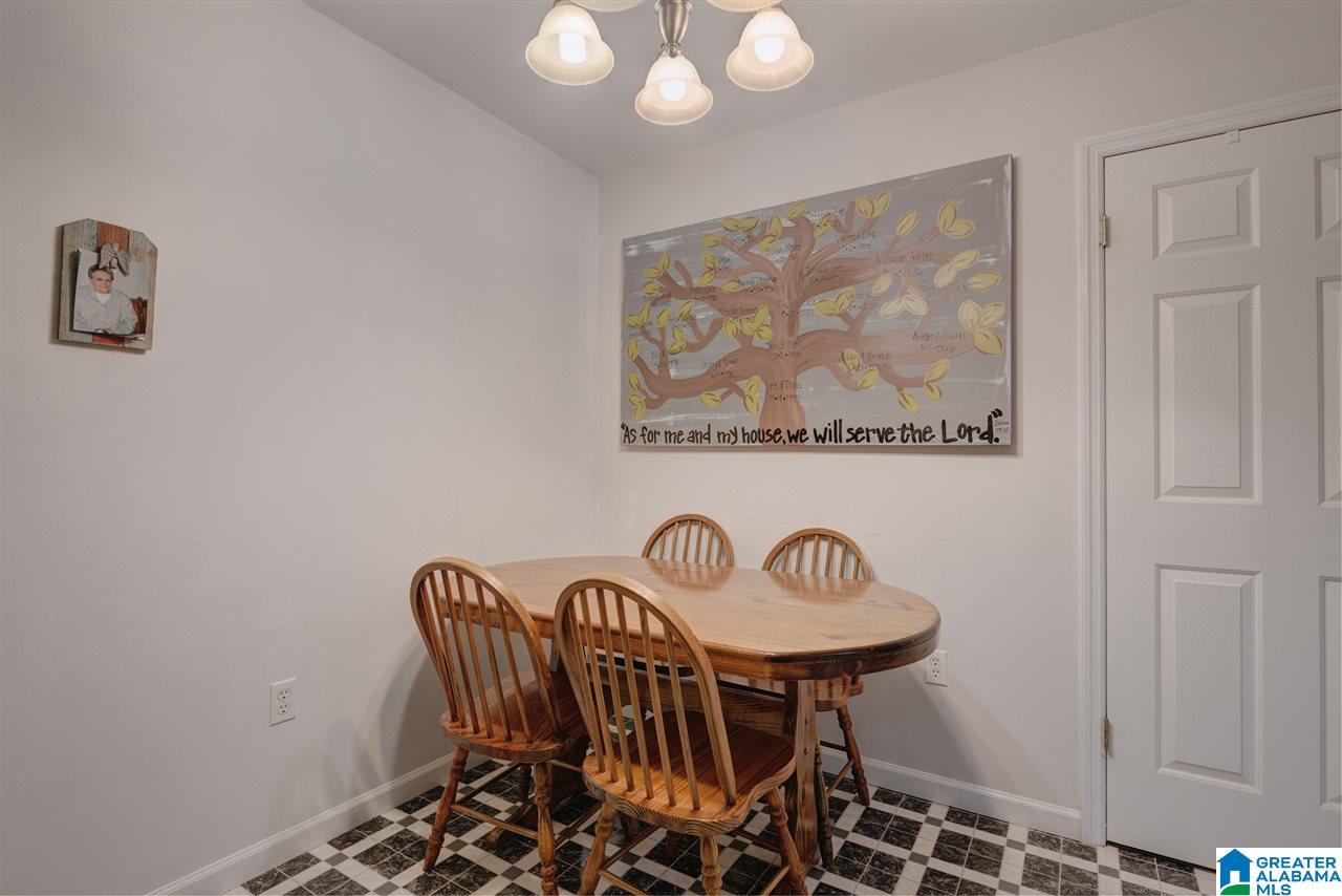 297 Allinder Road Warrior, AL 35180 - Photo 8 of 20