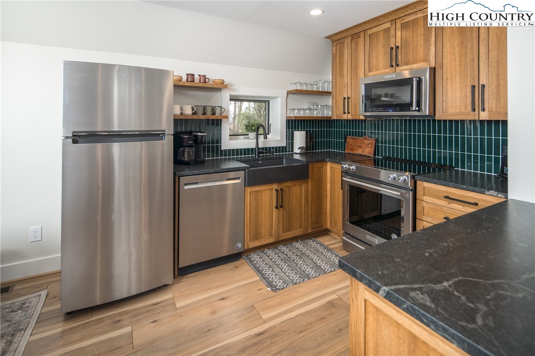 146 Trillium Ridge Boone, NC 28607 - Photo 8 of 43