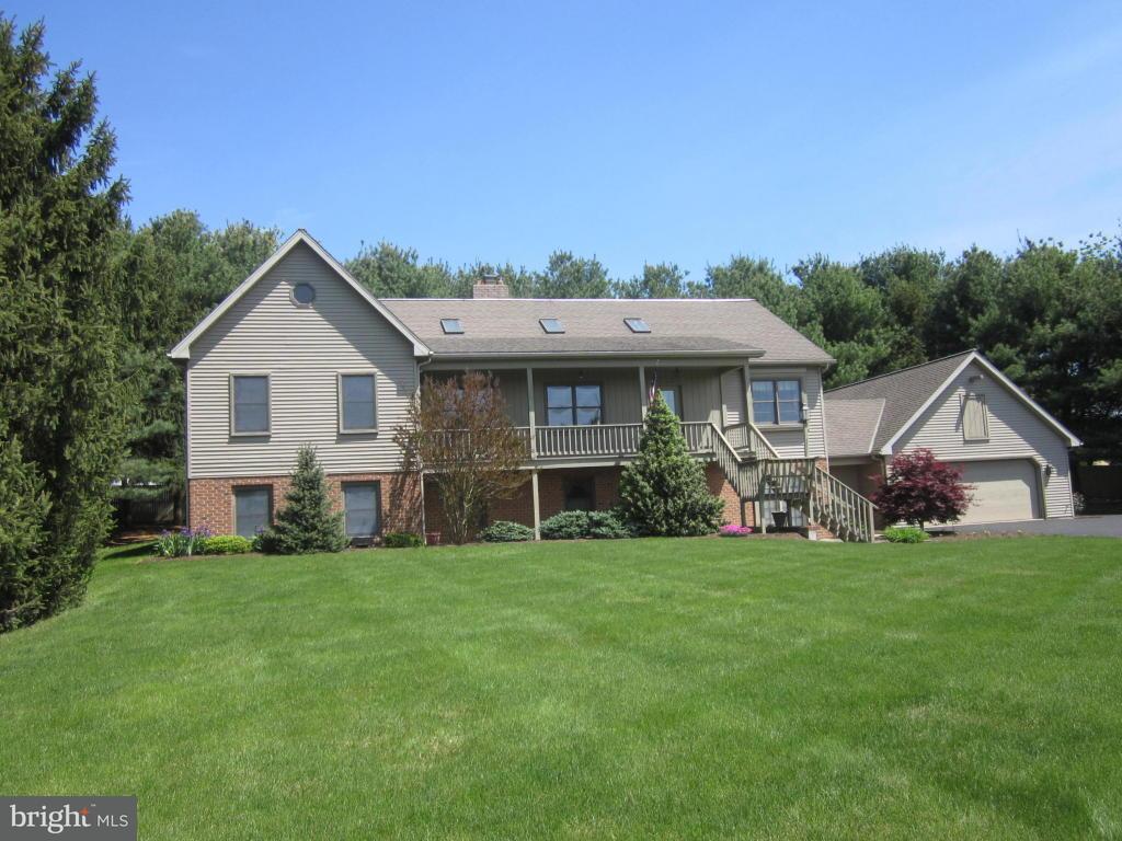 208 Rohrer Road Mountville, PA 17554 - Photo 1 of 13
