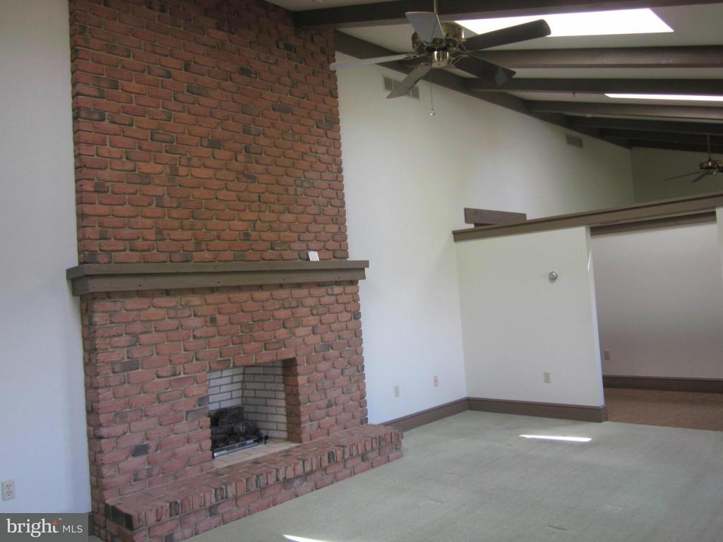 208 Rohrer Road Mountville, PA 17554 - Photo 5 of 13