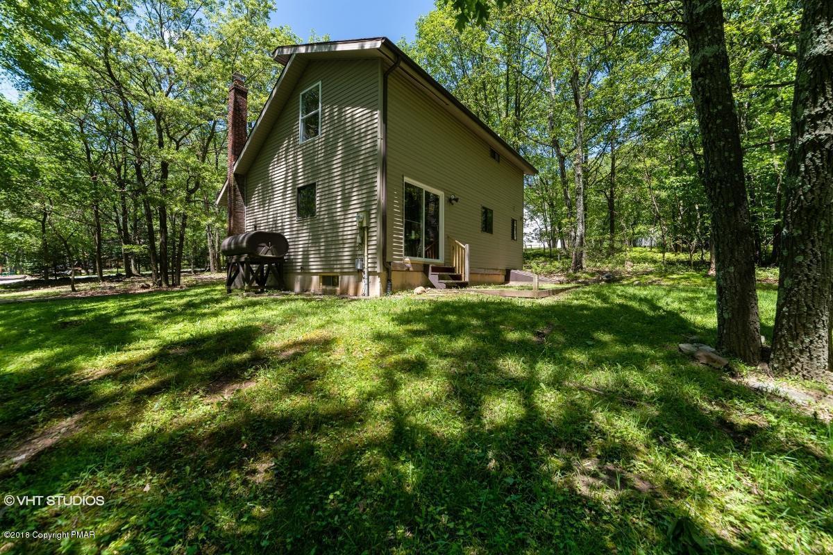 1186 Little Twig Road Effort, PA 18330 - Photo 7 of 24 a view of a house with a yard