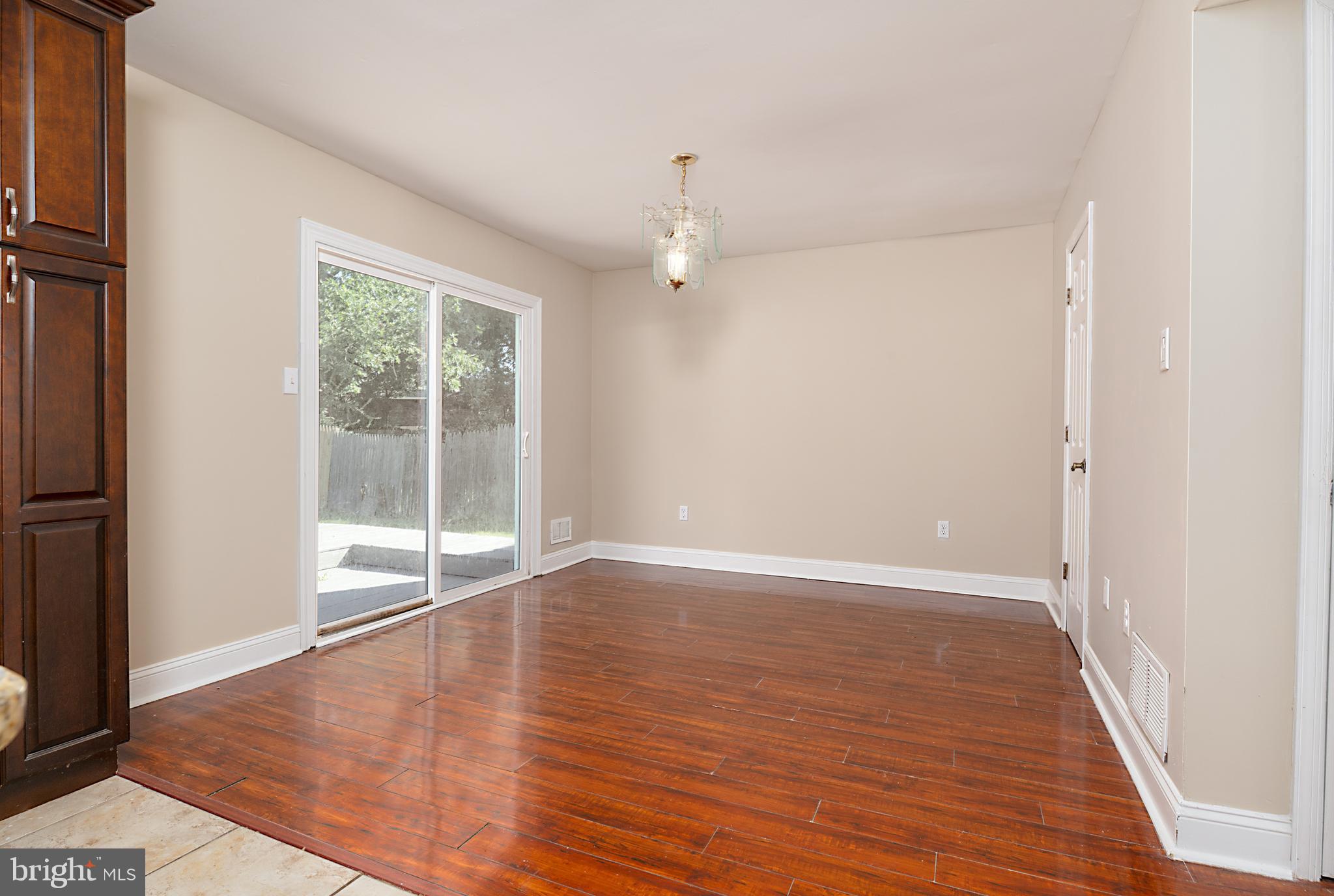 30 Lanford Road New Castle, DE 19720 - Photo 6 of 21 Dining Room