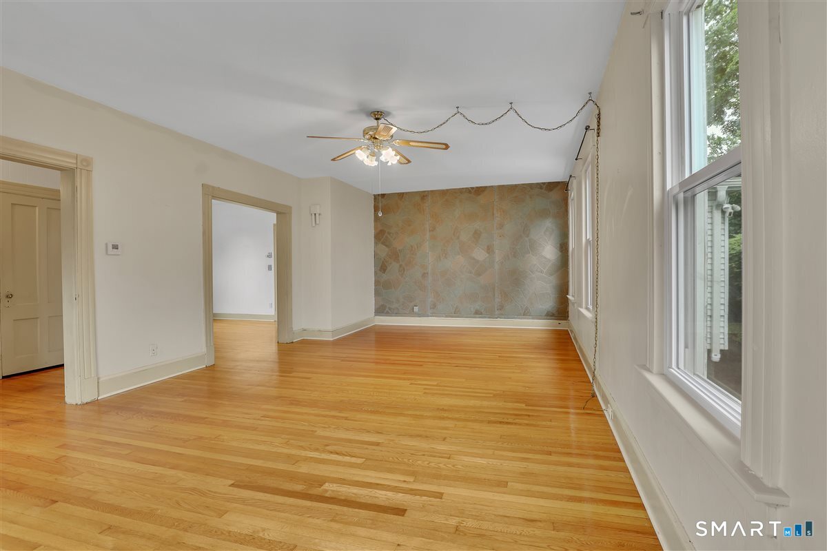 20 4th Street Meriden, CT 06451 - Photo 6 of 34