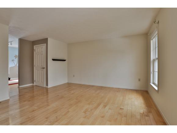 42 Dahl Road Merrimack, NH 03054 - Photo 12 of 34 Gallery Image 12