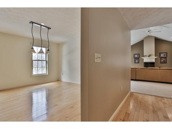 42 Dahl Road Merrimack, NH 03054 - Photo 17 of 34 Gallery Image 17