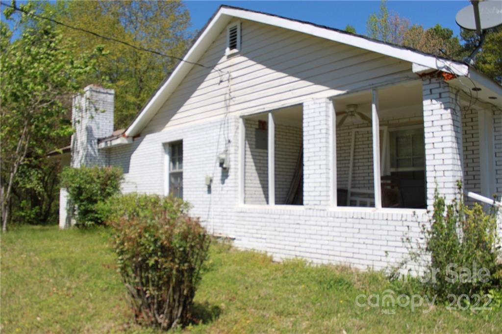 530 Edwards St Extension Rutherfordton, NC 28139 - Photo 17 of 48 a view of a house with a garden