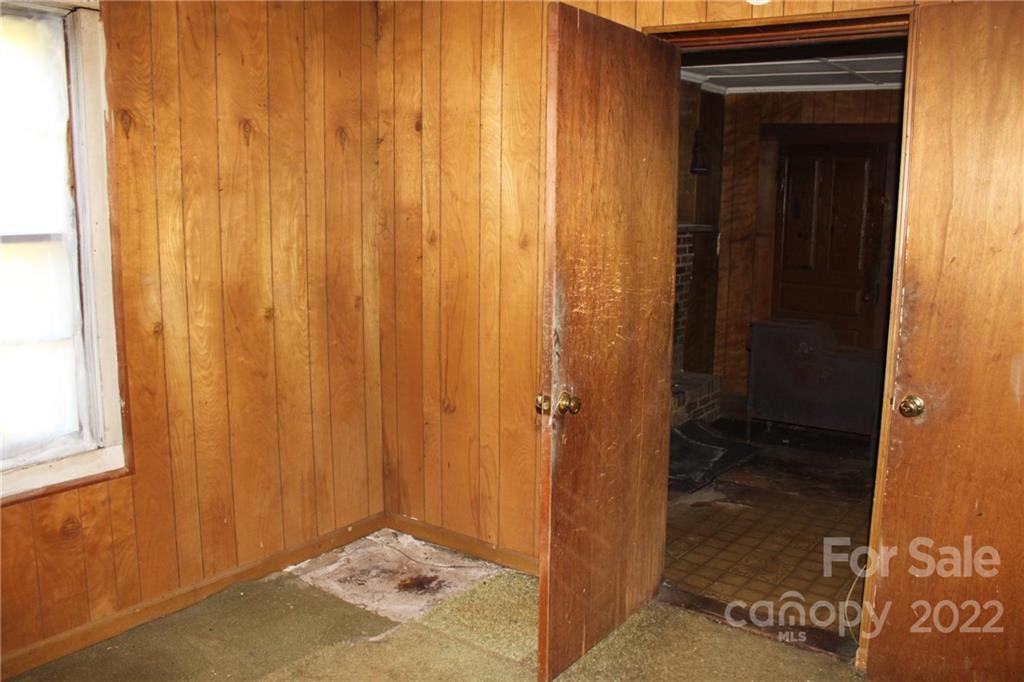 530 Edwards St Extension Rutherfordton, NC 28139 - Photo 29 of 48 a view of an entryway