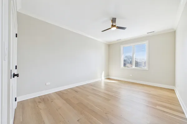 $1,595,000 | 6235 North Kedvale Avenue, Chicago, IL 60646