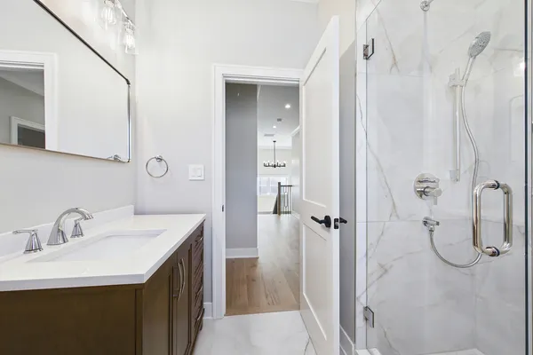 $1,595,000 | 6235 North Kedvale Avenue, Chicago, IL 60646