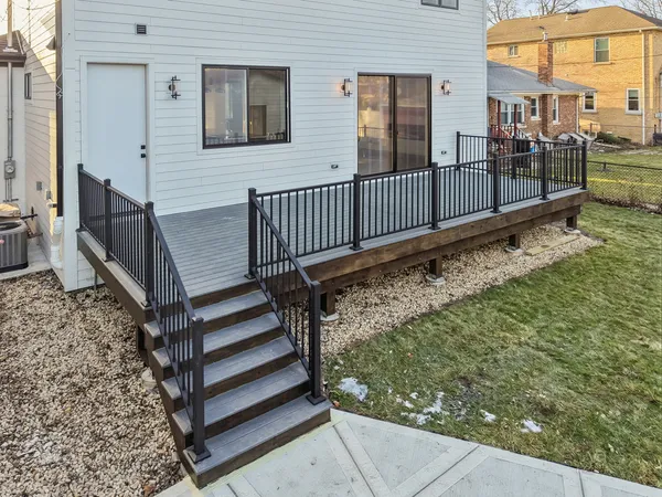 $1,595,000 | 6235 North Kedvale Avenue, Chicago, IL 60646