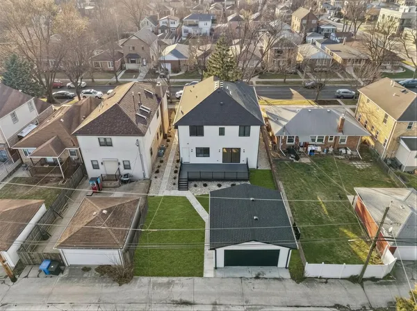 $1,595,000 | 6235 North Kedvale Avenue, Chicago, IL 60646