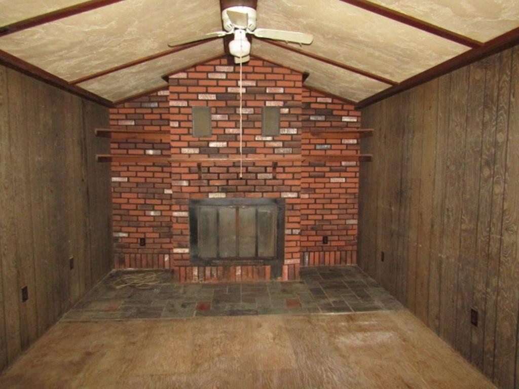 943 Mary Street Langeloth, PA 15054 - Photo 9 of 22 a view of front door of house