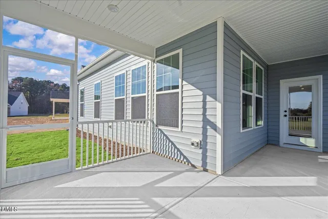 $395,000 | 1076 Channel Drop Loop, Zebulon, NC 27597