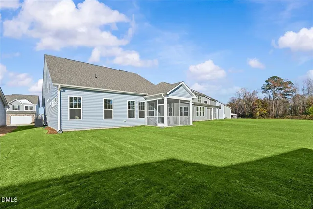 $395,000 | 1076 Channel Drop Loop, Zebulon, NC 27597