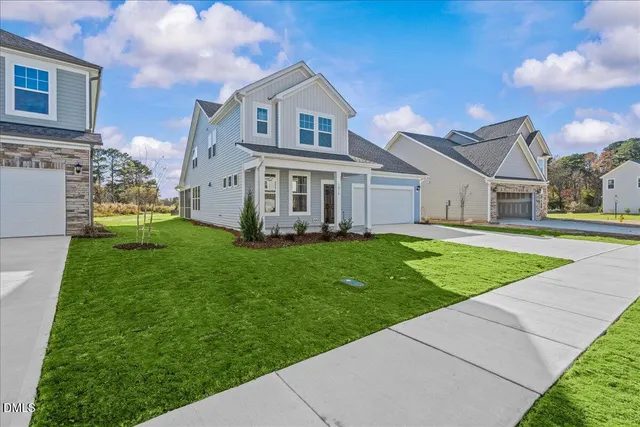 $395,000 | 1076 Channel Drop Loop, Zebulon, NC 27597