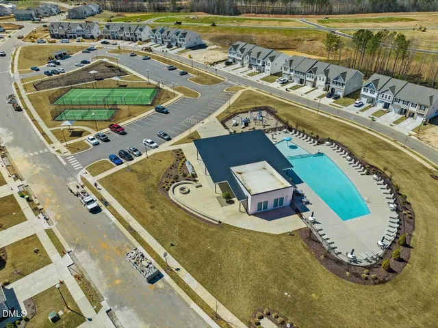 $395,000 | 1076 Channel Drop Loop, Zebulon, NC 27597