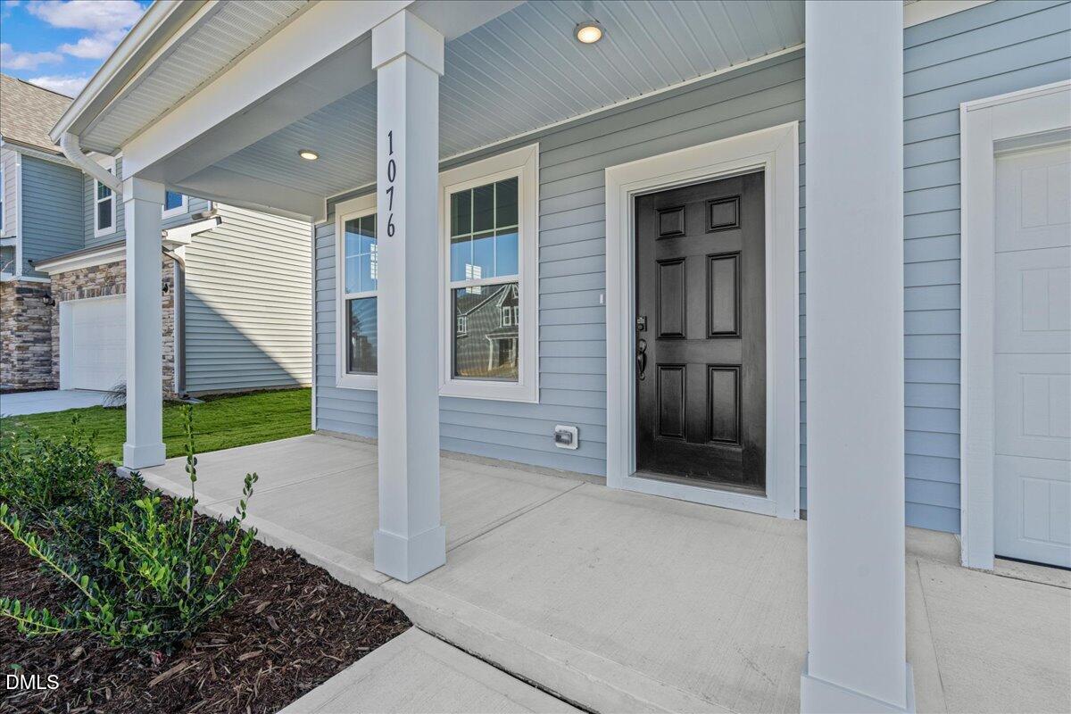 1076 Channel Drop Loop Zebulon, NC 27597 - Photo 6 of 67 12-DSC07241