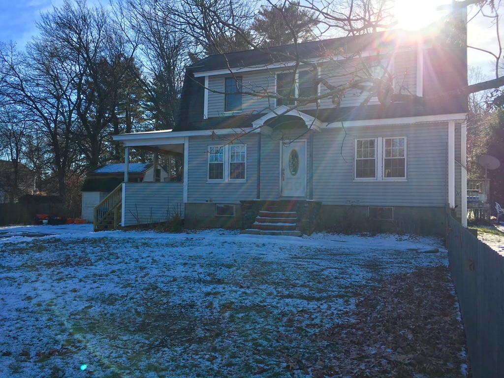 9 Seminole Road Billerica, MA 01821 - Photo 3 of 5