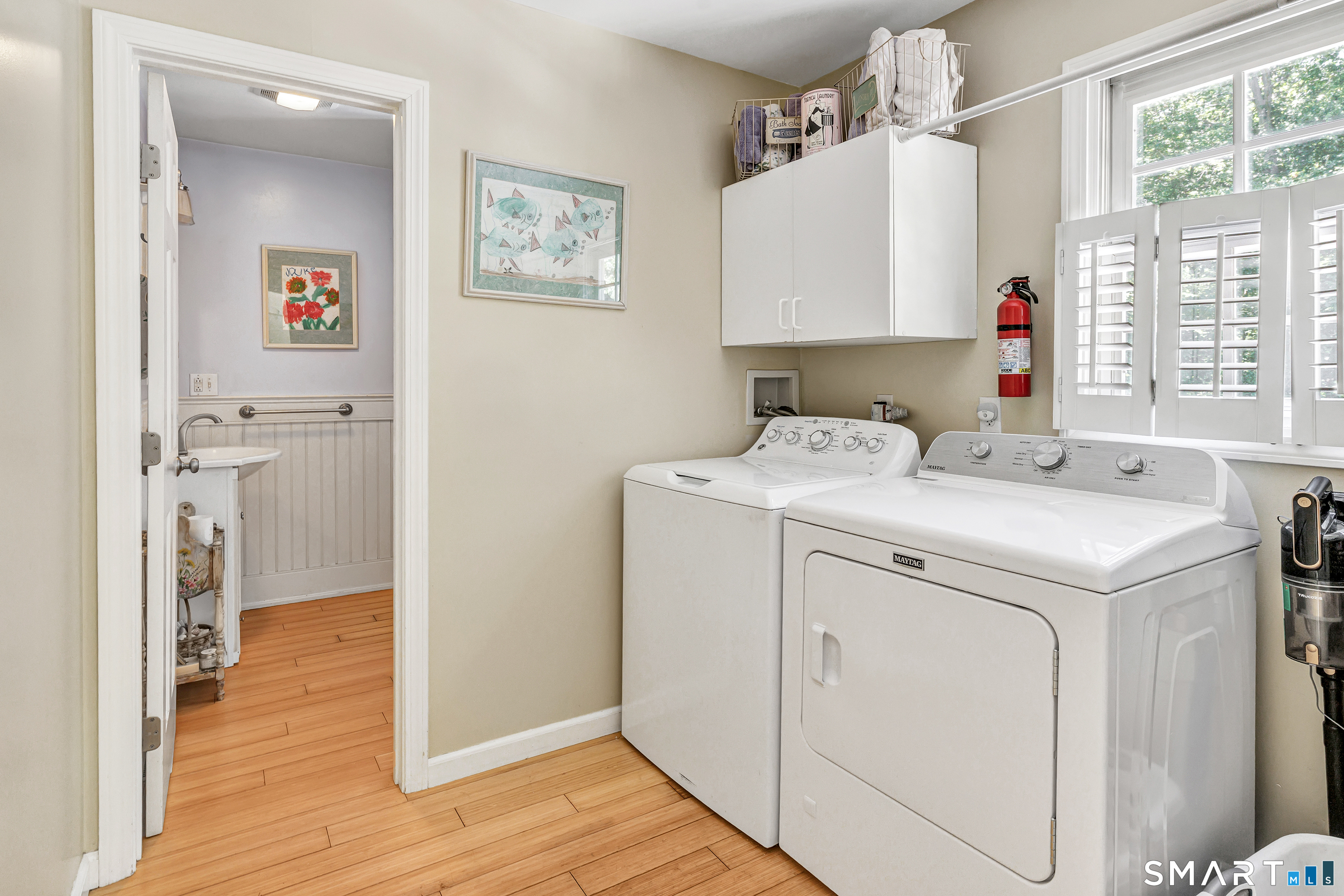 995 Beaver Dam Road Stratford, CT 06614 - Photo 12 of 40