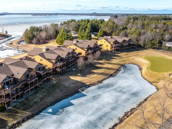 $279,900 | 1824-2 Parkland Drive, Unit 602, Arkdale, WI 54613