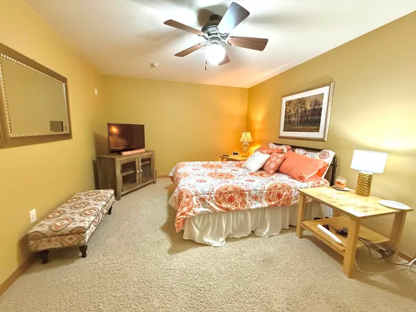 $279,900 | 1824-2 Parkland Drive, Unit 602, Arkdale, WI 54613