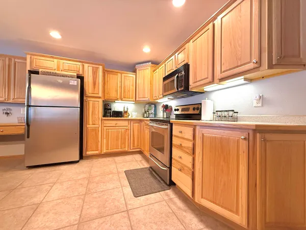 $279,900 | 1824-2 Parkland Drive, Unit 602, Arkdale, WI 54613