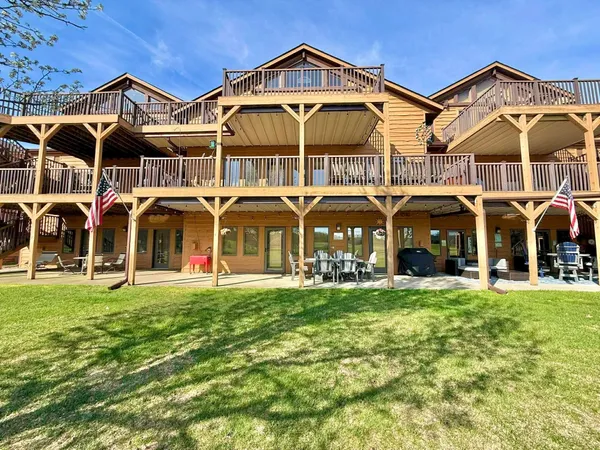 $279,900 | 1824-2 Parkland Drive, Unit 602, Arkdale, WI 54613
