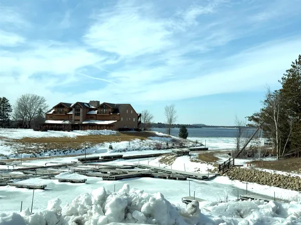 $279,900 | 1824-2 Parkland Drive, Unit 602, Arkdale, WI 54613