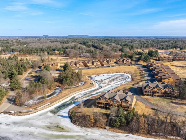 $279,900 | 1824-2 Parkland Drive, Unit 602, Arkdale, WI 54613