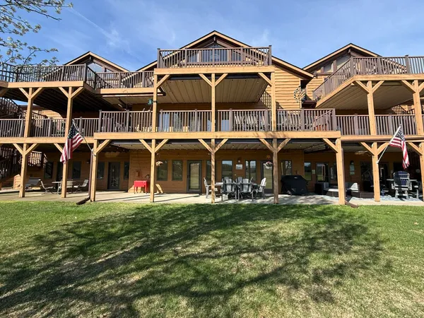 $279,900 | 1824-2 Parkland Drive, Unit 602, Arkdale, WI 54613