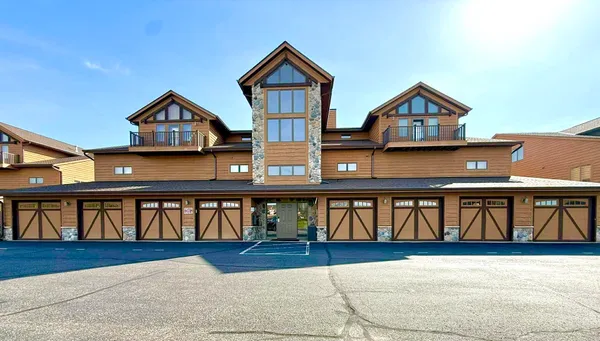 $279,900 | 1824-2 Parkland Drive, Unit 602, Arkdale, WI 54613