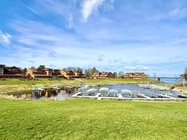 $279,900 | 1824-2 Parkland Drive, Unit 602, Arkdale, WI 54613