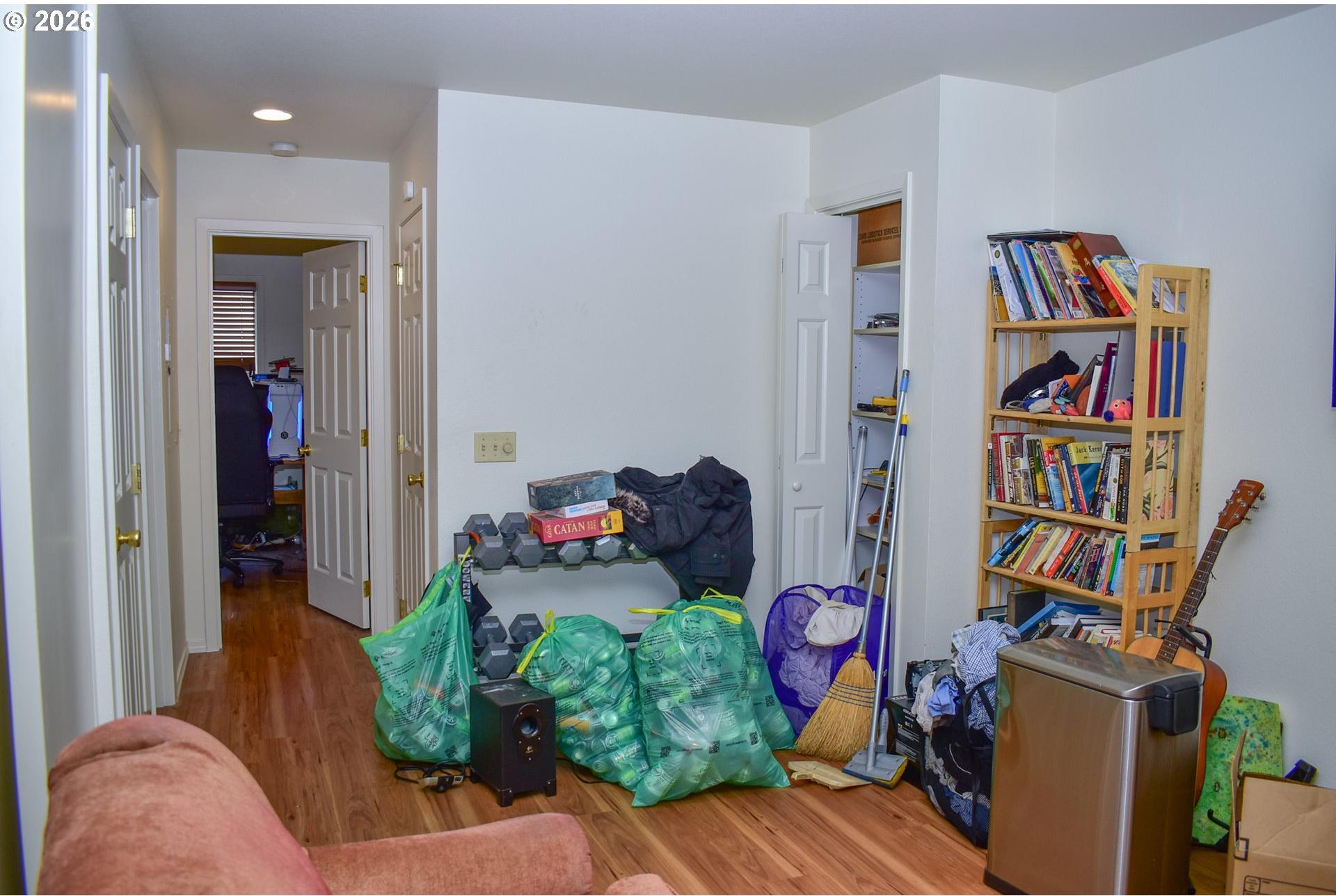 1114 Reddy Avenue Medford, OR 97504 - Photo 3 of 44 Gallery Image 3