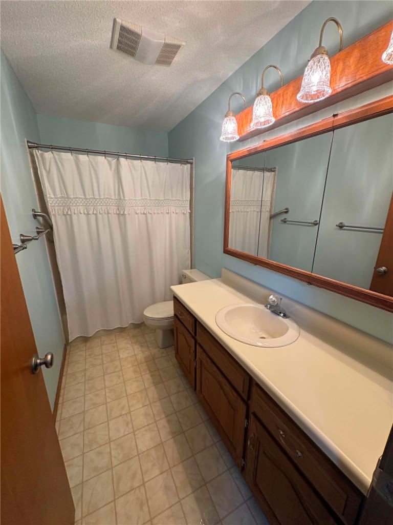 2266 South Franzy Drive Decatur, IL 62521 - Photo 10 of 17