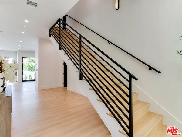 $14,999 | 5929 Hesperia Avenue, Encino, CA 91316