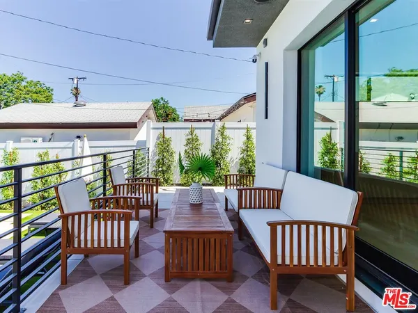 $14,999 | 5929 Hesperia Avenue, Encino, CA 91316