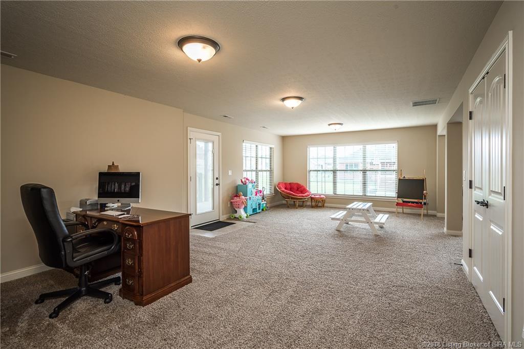 6907 High Point Way Georgetown, IN 47122 - Photo 21 of 40 Gallery Image 21