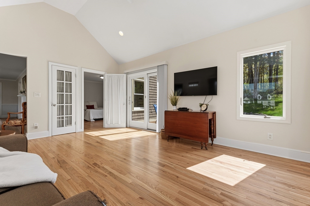 122 Deerfoot Road Southborough, MA 01772 - Photo 6 of 38